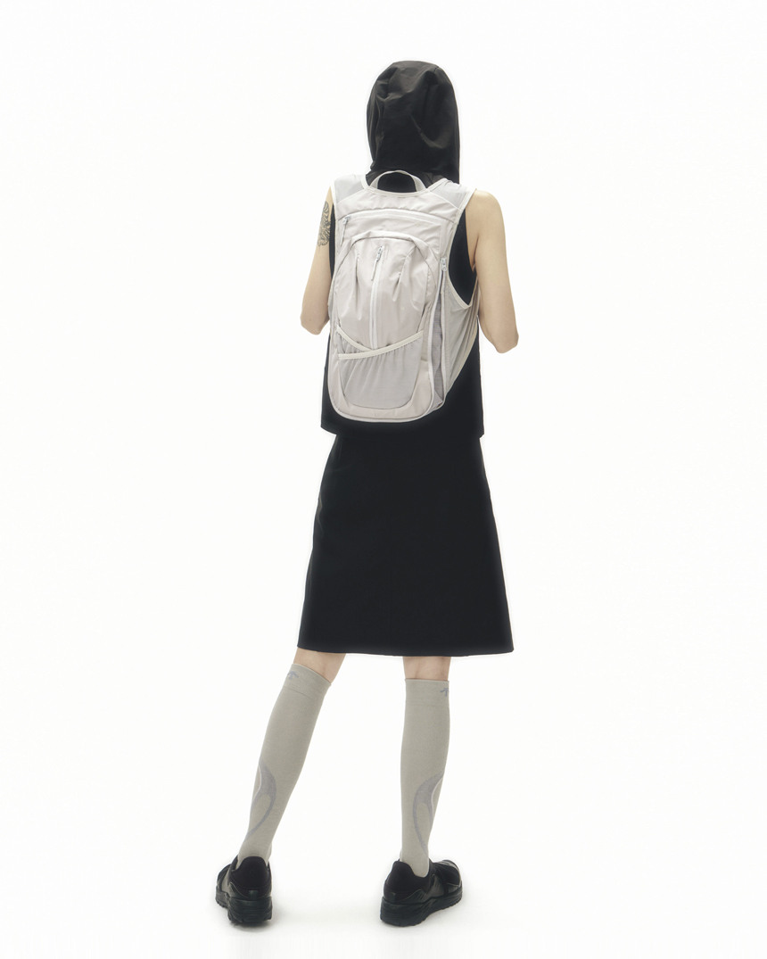 DESCENTE] DESCENTE X OJOS Slit Detail Skirt Pants
